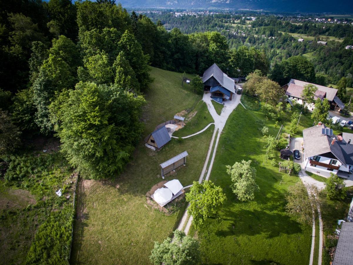 Puzman Farm Glamping Villa Radovljica Exteriör bild