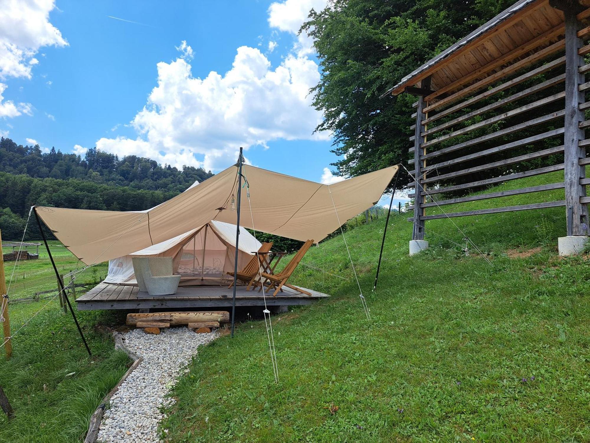 Puzman Farm Glamping Villa Radovljica Exteriör bild