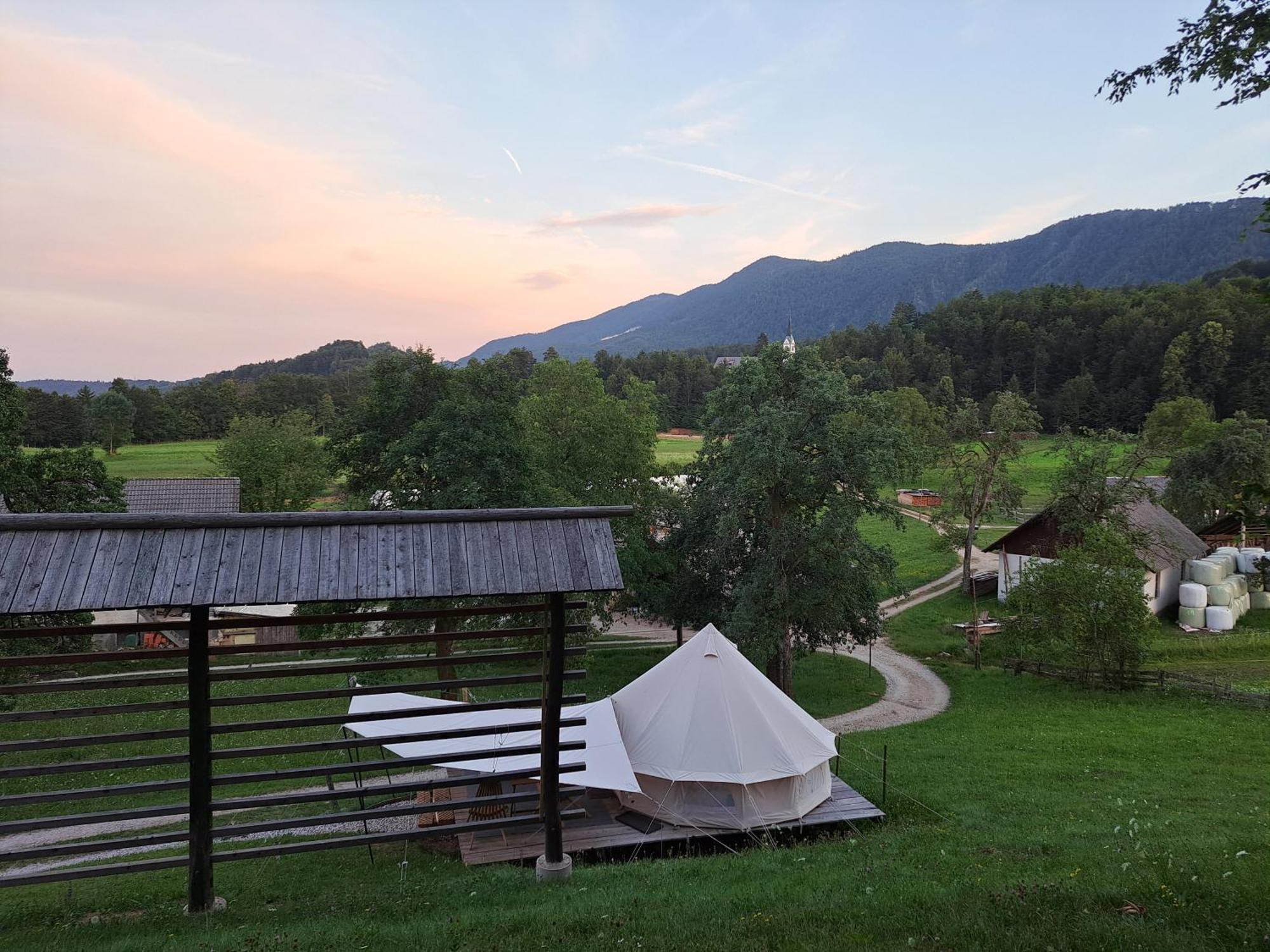 Puzman Farm Glamping Villa Radovljica Exteriör bild